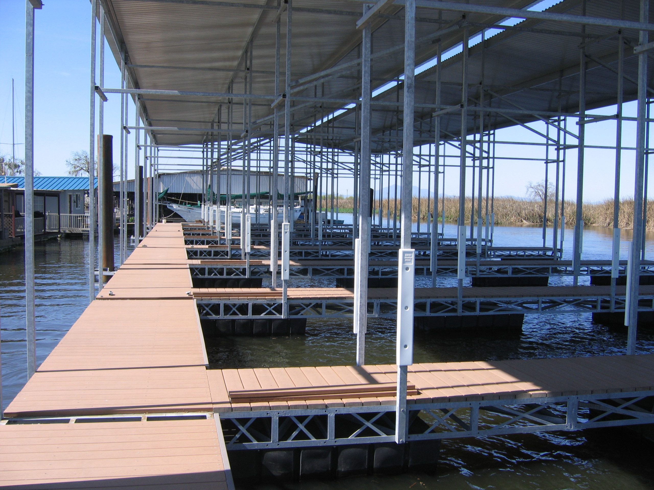 sunny_t_dock